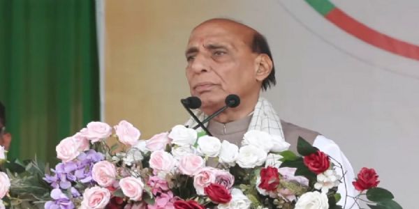 অসমত এতিয়া উন্নয়ন আৰু আন্তঃগাঁথনিৰ ওপৰত গুৰুত্ব দিয়া হৈছেঃ ৰাজনাথ সিং