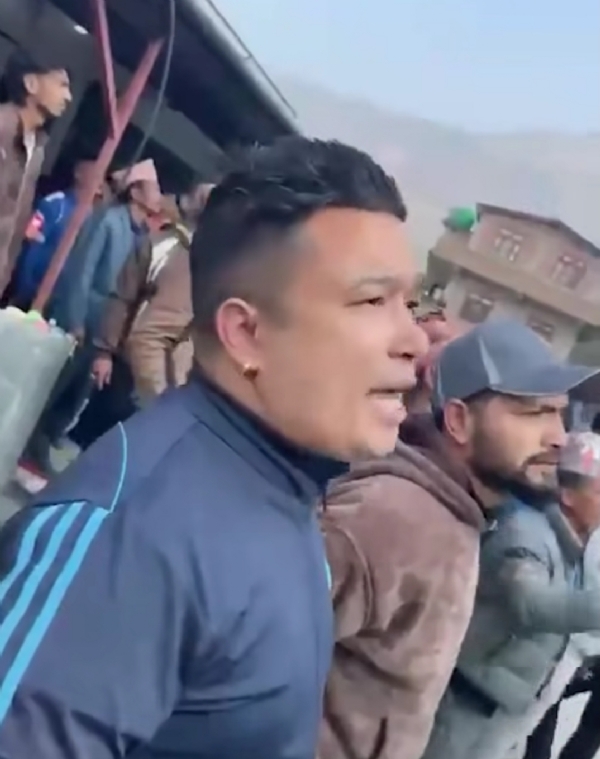 दोलखा में बैलेट पेपर लूटने का प्रयास