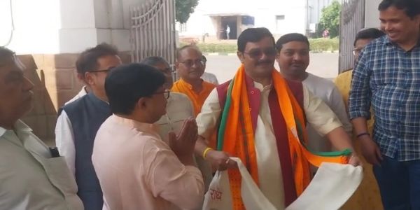 ৰাজ্যসভা নিৰ্বাচন ২০২৬: তৃণমূলৰ নেতাৰ মনোনয়ন দাখিল, বিজেপিৰ ৰাহুল সিনহাৰো মনোনয়ন দাখিল