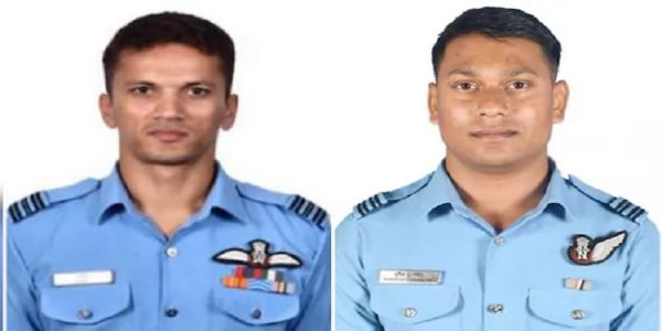 অসমত সংঘটিত বিমান দুৰ্ঘটনাত শ্বহীদ হোৱা জোৱানক ৰাজনাথ সিং আৰু ৰাহুল গান্ধীৰ শ্ৰদ্ধাঞ্জলি