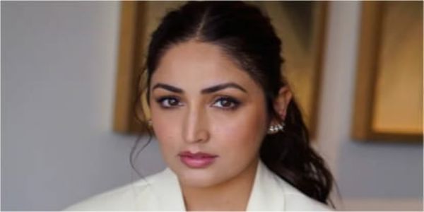 বিতৰ্কৰ দৰে ৰিলত নীৰৱতা ভংগ কৰিলে য়ামি গৌতমে