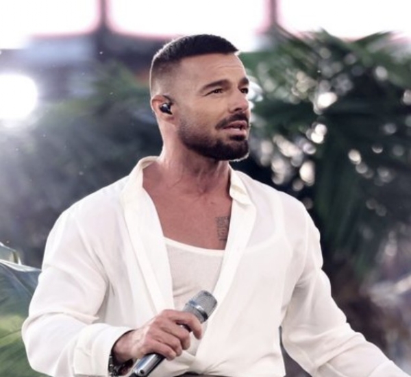 अंतरराष्ट्रीय पॉप सुपरस्टार रिकी मार्टिन