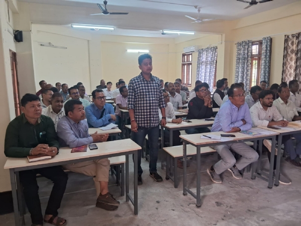 কোকৰাঝাৰত বিধানসভা নিৰ্বাচন ২০২৬ উপলক্ষে প্ৰেছাইডিং অফিচাৰসকলৰ প্ৰশিক্ষণ আৰম্ভ । কোকৰাঝাৰত বিধানসভা নিৰ্বাচন ২০২৬ উপলক্ষে প্ৰেছাইডিং অফিচাৰসকলৰ প্ৰশিক্ষণ আৰম্ভ ।