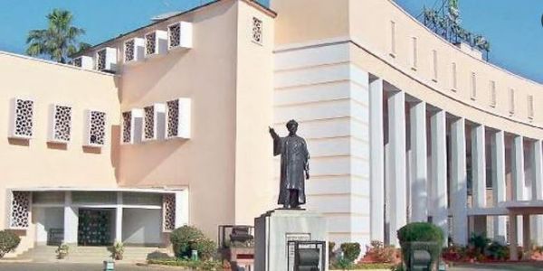 ওড়িশাত বিধায়কৰ দৰমহা বৃদ্ধিৰ সৈতে জড়িত চাৰিখন বিধেয়ক প্ৰত্যাহাৰ