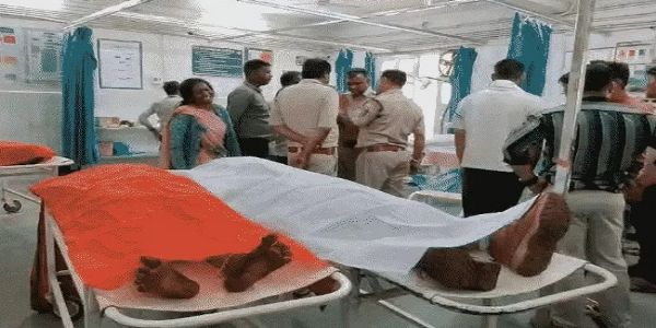 মধ্য প্ৰদেশৰ শিৱপুৰীত অটোৰিক্সাত ট্ৰাক বাগৰি দৰা-কইনাকে ধৰি চাৰিজন লোকৰ মৃত্যু