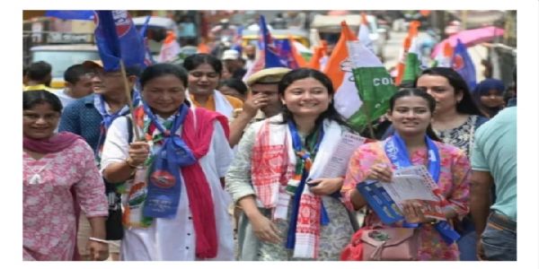 পানবজাৰ থানালৈ মাতিলে এজেপিৰ প্ৰাৰ্থী কুংকি চৌধুৰীক