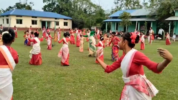 দৰঙৰ নামখলা আঞ্চলিক ছাত্ৰ সন্থাৰ উদ্যোগত বিহুনাচৰ প্ৰশিক্ষণ-কৰ্মশালা দৰঙৰ নামখলা আঞ্চলিক ছাত্ৰ সন্থাৰ উদ্যোগত বিহুনাচৰ প্ৰশিক্ষণ-কৰ্মশালা
