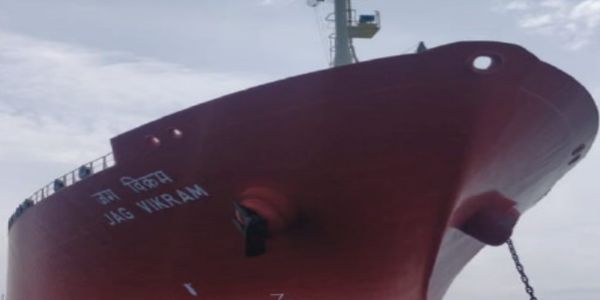 হৰমুজ জলদ্বীপত আমেৰিকাৰ অৱৰোধৰ মাজতে এল পি জি টেংকাৰ জগ বিক্ৰম কণ্ডলাত উপস্থিত