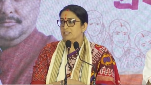 स्मृति ईरानी