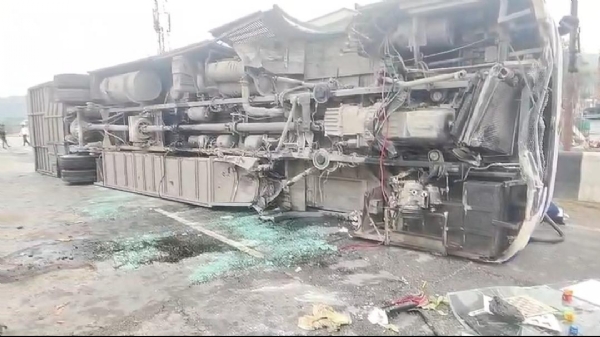 জাগীৰোডত সংঘটিত হয় এক পথ দুৰ্ঘটনা।