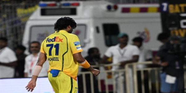 চেন্নাই ছুপাৰ কিংছৰ ডাঙৰ বিপৰ্যয়, আঘাতৰ বাবে আই পি এলৰ পৰা বাহিৰ হ’ল খলিল আহমেদ