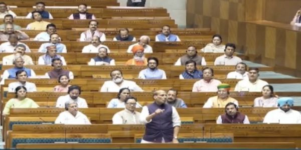 ৰাহুল গান্ধীৰ বক্তব্যক লৈ লোকসভা উত্তাল, শাসকীয় দলৰ তীব্ৰ আপত্তি