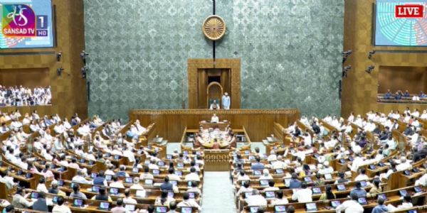 লোকসভাত গৃহীত নহ’ল মহিলা সংৰক্ষণ সম্পৰ্কীয় সাংবিধানিক সংশোধনী বিধেয়ক, নাপালে দুই তৃতীয়াংশ সংখ্যাগৰিষ্ঠতা