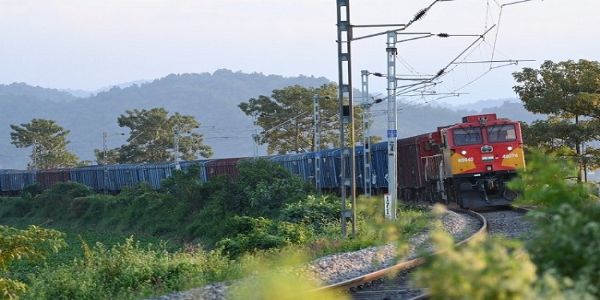 ২০২৫-২৬ বিত্তীয় বৰ্ষৰ সময়চোৱাত উত্তৰ-পূব সীমান্ত ৰেলৱেৰ চিমেণ্ট পৰিবহণত অভূতপূৰ্ব বৃদ্ধি