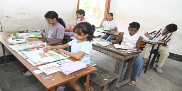 তেজপুৰৰ চিত্ৰকলাৰ শিক্ষানুষ্ঠান যাত্ৰা ৰ সপ্তম প্ৰতিষ্ঠা দিৱস সম্পন্ন ছাত্ৰ -ছাত্ৰীৰ মাজত চিত্ৰাংকন প্ৰতিযোগিতা