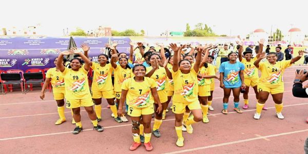 খেলো ইণ্ডিয়া ট্ৰাইবেল গেমছঃ মহিলা ফুটবলত ছত্তীশগড়ৰ আকৰ্ষণীয় প্ৰদৰ্শন, ঝাৰখণ্ডক পৰাস্ত কৰি স্বৰ্ণ পদক লাভ