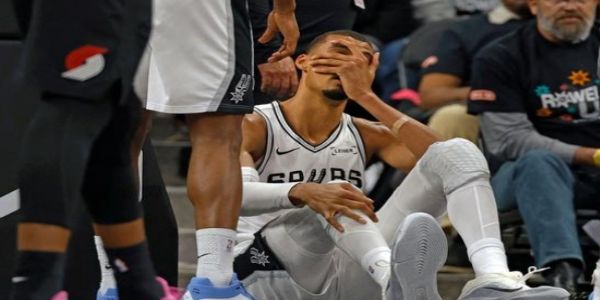 এনবিএ প্লে অফঃ ভিক্টৰ ৱেম্বানিয়ামা কনকাচনত ভুগিছে, যিটো ছান এণ্টনিঅ’ স্পাৰ্ছৰ বাবে বৃহৎ আঘাত