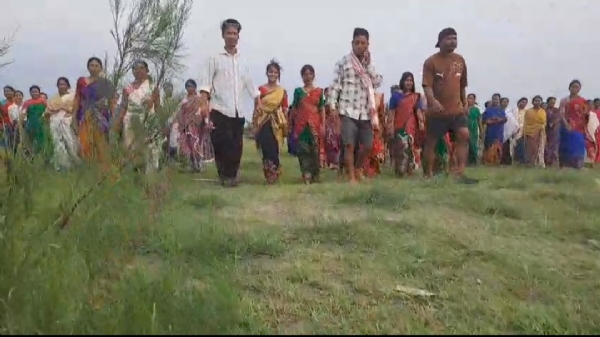 টীয়কত সেউজ বিল্পৱেৰে জুবিন গাৰ্গক অমৰ কৰাৰ প্ৰয়াস । ১০,০০০ গছপুলি ৰোপনেৰে জাঁজীমুখৰ ওপৰ শগুণ পৰাত জুবিন সেউজ চাপৰি স্থাপন ।প্ৰকৃতি প্ৰেমী ৰূপক টায়ু্ংৰ সপোন পূৰ্ণ হওঁক l