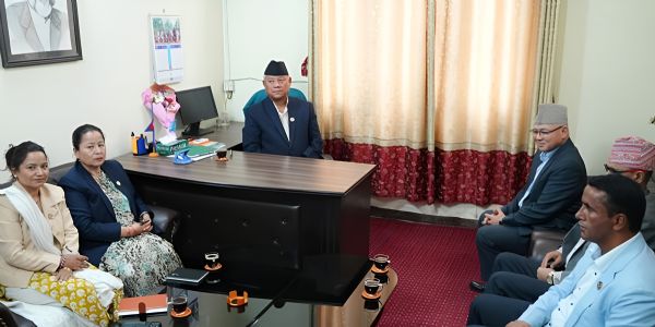 নেপালঃ সংসদ স্থগিত ৰাখি অধ্যাদেশ অনাৰ বিৰুদ্ধে একত্ৰিত বিৰোধী দল