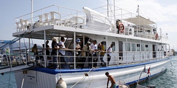 ইজৰাইলে গ্ৰীচত ৰুধিলে ফ্লটিলা গোটৰ গাজা অভিমুখী সাহায্য সামগ্ৰী কঢ়িয়াই অনা জাহাজ