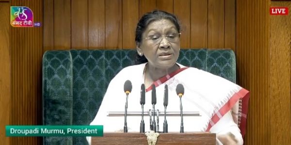 দেশবাসীক ইষ্টাৰৰ শুভেচ্ছা জ্ঞাপন ৰাষ্ট্ৰপতি মুৰ্মুৰ