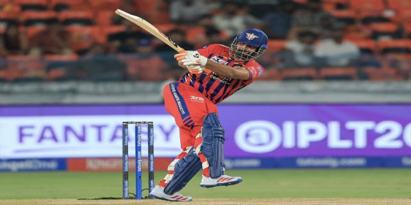 আই পি এল ২০২৬ : লক্ষ্ণৌৰ প্ৰথম জয় পঞ্জীয়ন, হায়দৰাবাদক ৫ উইকেটত পৰাস্ত