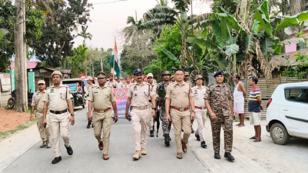 ডিমৰীয়াত নিৰ্বাচনক কেন্দ্ৰ কৰি ব্যাপক তৎপৰতা আৰক্ষীৰ ডিমৰীয়াত নিৰ্বাচনক কেন্দ্ৰ কৰি ব্যাপক তৎপৰতা আৰক্ষীৰ