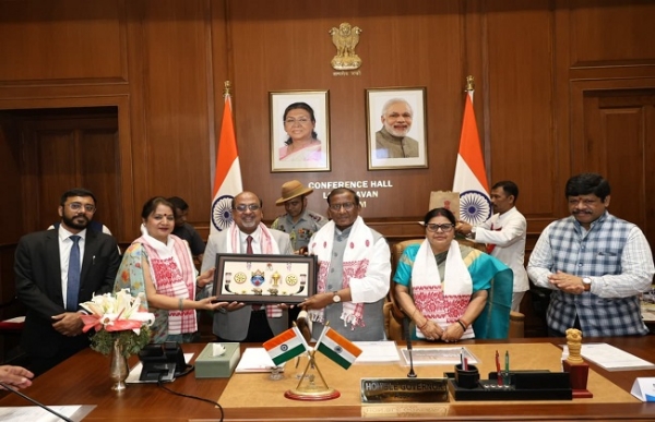 ভাৰতীয় উদ্যোগ সন্থাৰ প্ৰতিনিধি দলৰ সৈতে ৰাজ্যপালৰ বৈঠক