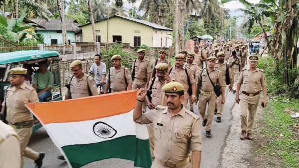 ডিমৰীয়াত নিৰ্বাচনক কেন্দ্ৰ কৰি ব্যাপক তৎপৰতা আৰক্ষীৰ ডিমৰীয়াত নিৰ্বাচনক কেন্দ্ৰ কৰি ব্যাপক তৎপৰতা আৰক্ষীৰ