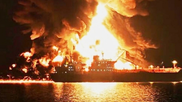 होर्मुज जलडमरूमध्य के आसमान पर अशांति के बादल हैं। फोटो - इंटरनेट मीडिया