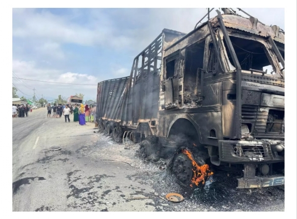 मणिपुर में संदिग्ध कूकी उग्रवादियों के रॉकेट हमले में हुई दो मासूमों की मौत से संबंधित तस्वीर।