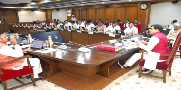 ভূপালত মুকলি হ’ব বিত্তীয় প্ৰশিক্ষণ আৰু গৱেষণা প্ৰতিষ্ঠান, উজ্জয়িনী বিমানবন্দৰৰ বাবে ৫৯০ কোটি টকাৰ অনুমোদন