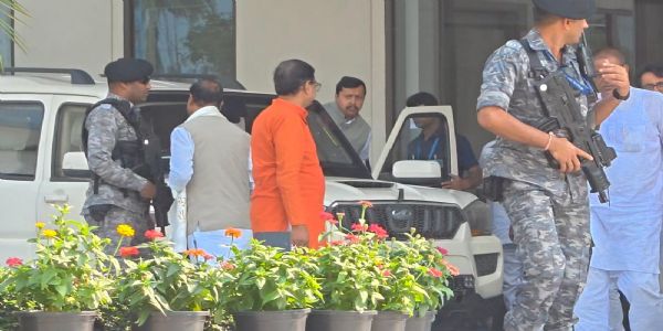 প্ৰতিকূল বতৰৰ বাবে সলনি হ