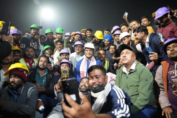 अंतर्राष्ट्रीय श्रमिक दिवस पर मुख्यमंत्री डॉ हिमंत बिस्व सरमा के संदेश के साथ साझा तस्वीर।