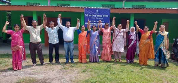 ভাৰত চৰকাৰৰ পঞ্চায়তীৰাজ মন্ত্ৰালয়ে অসমৰ তিনিখন গাঁও পঞ্চায়তসহ দেশৰ ৪২খন গাওঁ পঞ্চায়তলৈ আগবঢ়োৱা ৰাষ্ট্ৰীয় পুৰস্কাৰ নানাৰ্জী দেশমুখ সৰ্বোত্তম পঞ্চায়ত সতত বিকাশ পুৰস্কাৰ ২০২৫  শোণিতপুৰ জিলাৰ নতুন নপাম গাওঁ পঞ্চায়তে লাভ কৰাত