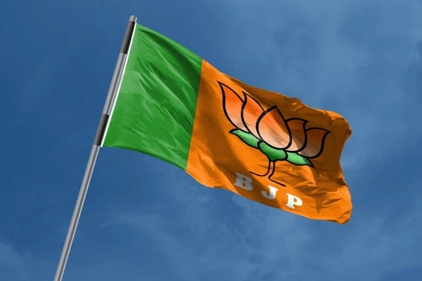 বিজেপিৰ দলীয় পতাকা