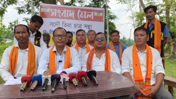 ডিমৰীয়াৰ টোপাতলীত সদৌ তিৱা ছাত্ৰ সন্থাৰ সংবাদমেল