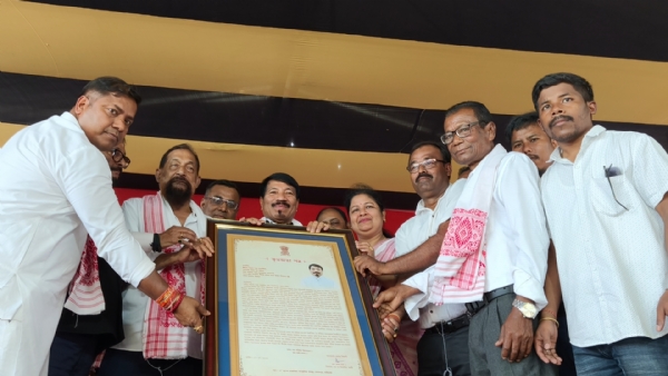 সোণাপুৰত ৩৪ নং ডিমৰীয়া বিধানসভা সমষ্টিৰ নৱনিৰ্বাচিত বিধায়ক ড° তপন দাসৰ সম্বৰ্ধনা অনুষ্ঠান