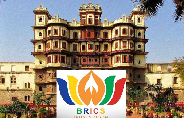 ब्रिक्स के लोगों के साथ इंदौर का राजवाड़ा
