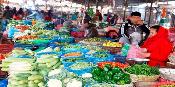 নেপালত মুদ্ৰাস্ফীতি আকাশলংঘী, শাক-পাচলিৰ দাম ৩০০ শতাংশতকৈও অধিক বৃদ্ধি
