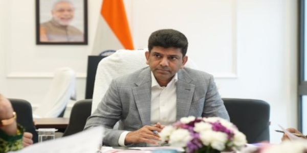 চৰকাৰৰ পিএম-ৱানি, লেপটপৰ বাবে কিউআৰ লগিন, প্ৰামাণিক হটস্পট আদিৰ প্ৰৱৰ্তন