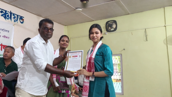 ডিমৰীয়া সমষ্টিৰ মালয়বাৰী গাঁও পঞ্চায়তত বিশেষ সম্বৰ্ধনা সভা সম্পন্ন