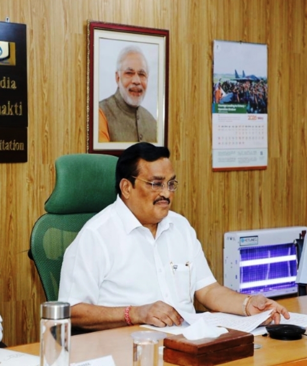 केंद्रीय जलशक्ति मंत्री सीआर पाटिल शुक्रवार को मीडिया से बातचीत करते हुए केंद्रीय जलशक्ति मंत्री सीआर पाटिल शुक्रवार को मीडिया से बातचीत करते हुए