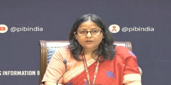 চৰকাৰে দাবী- দেশত পেট্ৰ’ল, ডিজেল, এল পি জি, প্ৰাকৃতিক গেছ, খাৰুৱা তেলৰ পৰ্যাপ্ত মজুত