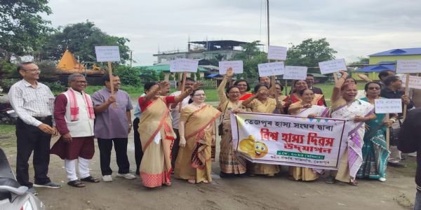 বিশ্ব হাস্য দিৱসত হাস্য ব্যংগ ৰসেৰে জীপাল তেজপুৰৰ জাতীয় শ্বহীদ বাকৰি