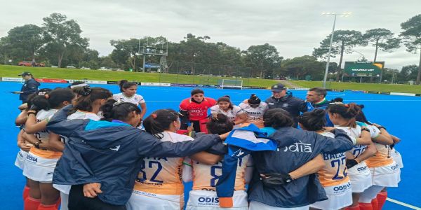 অষ্ট্ৰেলিয়াৰ হাতত ৩-২ গ’লত পৰাস্ত ভাৰতীয় মহিলা হকী দল, প্ৰীতি শৃংখলা ২-২ত সমতা