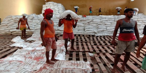 জি টু জি প্ৰক্ৰিয়াৰ অধীনত ভাৰতৰ পৰা ৰাসায়নিক সাৰ ক্ৰয় কৰাৰ সিদ্ধান্ত নেপালৰ