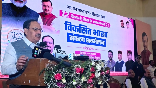 जेपी नड्डा सोमवार को शिमला में कार्यक्रम के दौरान।
