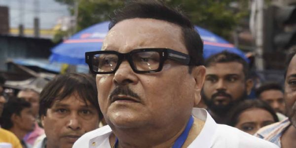তৃণমূলৰ বিধায়ক মদন মিত্ৰৰ ঘৰত ইডিৰ অভিযান, পৌৰসভাৰ নিযুক্তিৰ অনিয়মৰ সৈতে জড়িত একাধিক স্থানত অভিযান