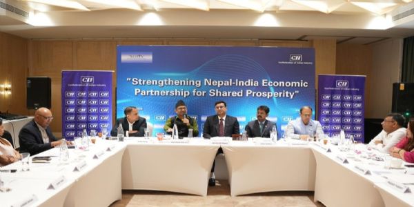 নেপাল-ভাৰত অৰ্থনৈতিক সহযোগিতাৰ চৰ্চাত বিনিয়োগ আৰু বাণিজ্যৰ ওপৰত গুৰুত্ব আৰোপ